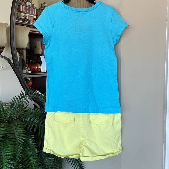 Brand New Disney Blue Minnie Daisy Top & Carter’s Yellow Classic Chino Shorts - Picture 2 of 15